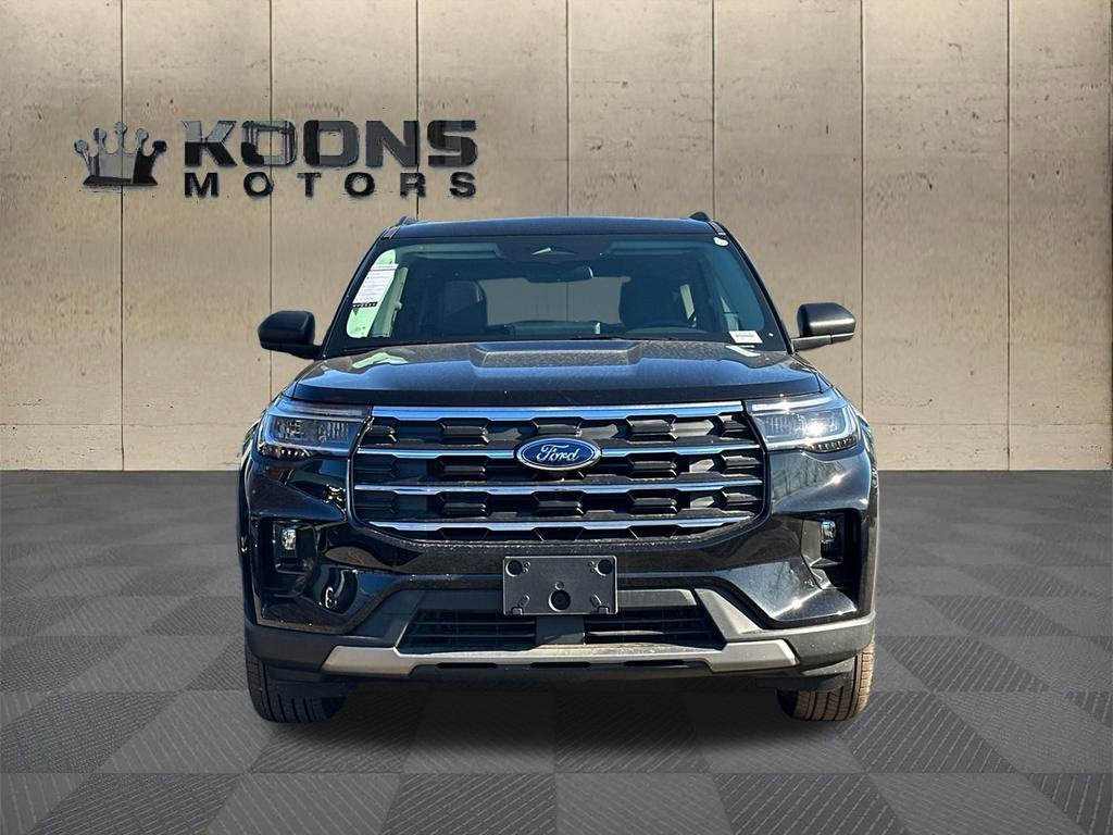 New 2026 Ford Explorer Active w/ Active Comfort Package image 3