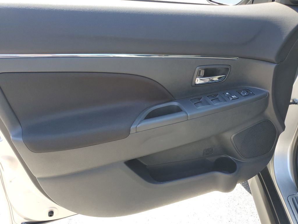 New 2026 Mitsubishi Outlander Sport ES image 17