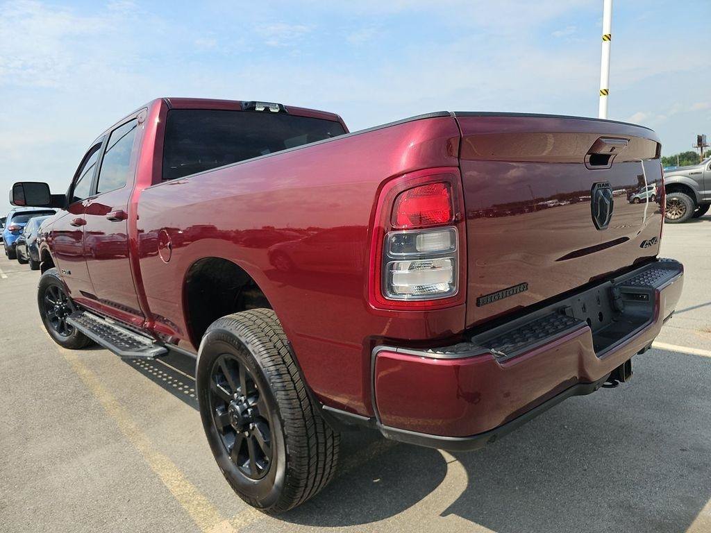 Used 2022 RAM 2500 Big Horn w/ Night Edition AWD/4WD image 4