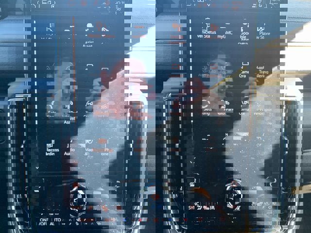 New 2026 GMC Yukon Denali w/ LPO, Floor Liner Package image 21