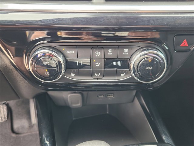 Used 2025 Chevrolet Trax RS w/ Driver Confidence Package image 18