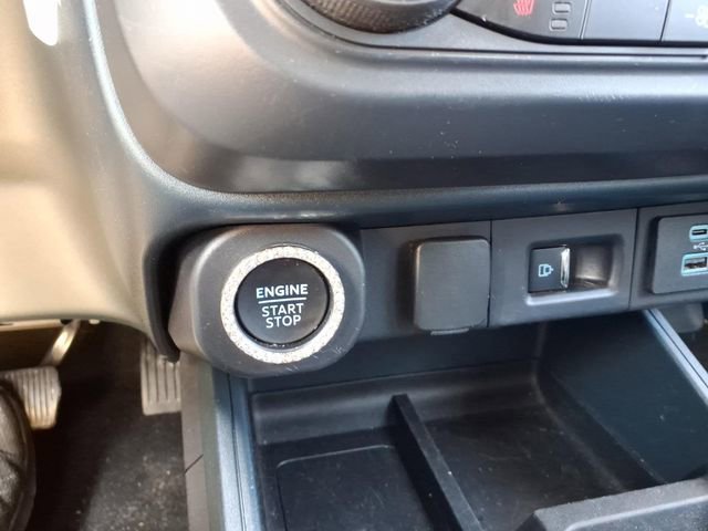 Used 2024 Ford Maverick Lariat w/ Black Appearance Package image 22