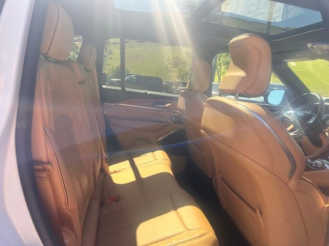 Used 2022 Jeep Grand Cherokee Summit image 30
