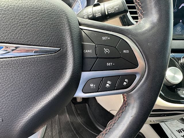 Used 2019 Chrysler Pacifica Touring-L Plus w/ Advanced Safetytec Group FWD image 26