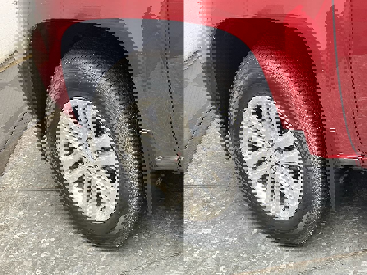 Used 2017 GMC Canyon SLT w/ Driver Alert Package image 33