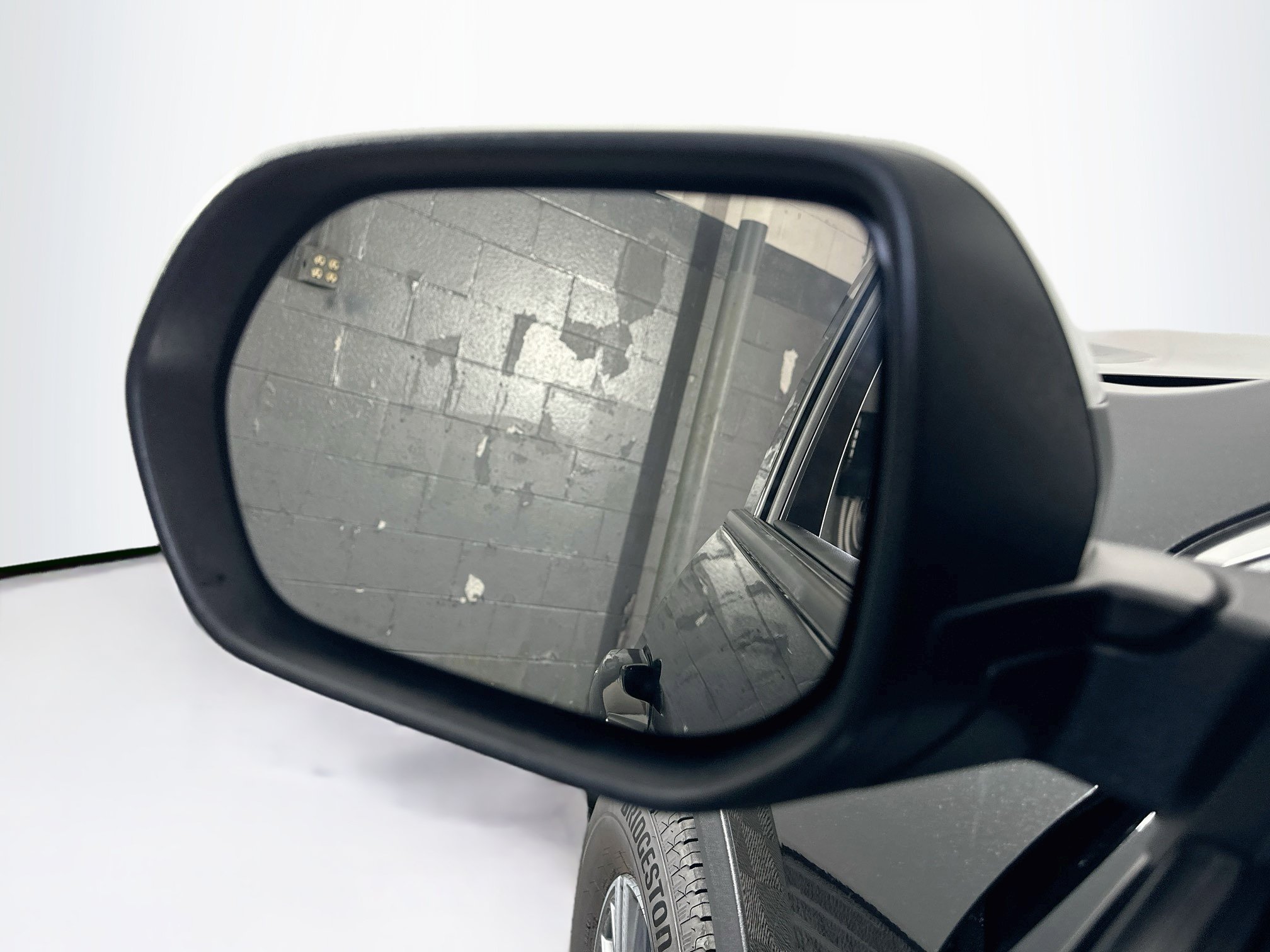 Used 2026 Chevrolet Traverse LT FWD image 16