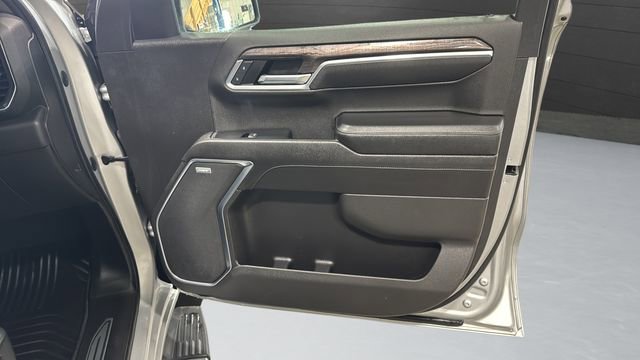 Used 2022 Chevrolet Silverado 1500 LTZ w/ Technology Package image 33