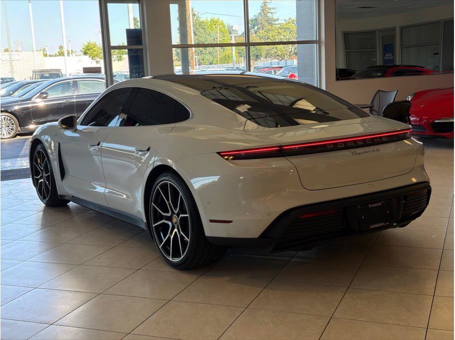 Used 2024 Porsche Taycan 4S AWD/4WD image 7