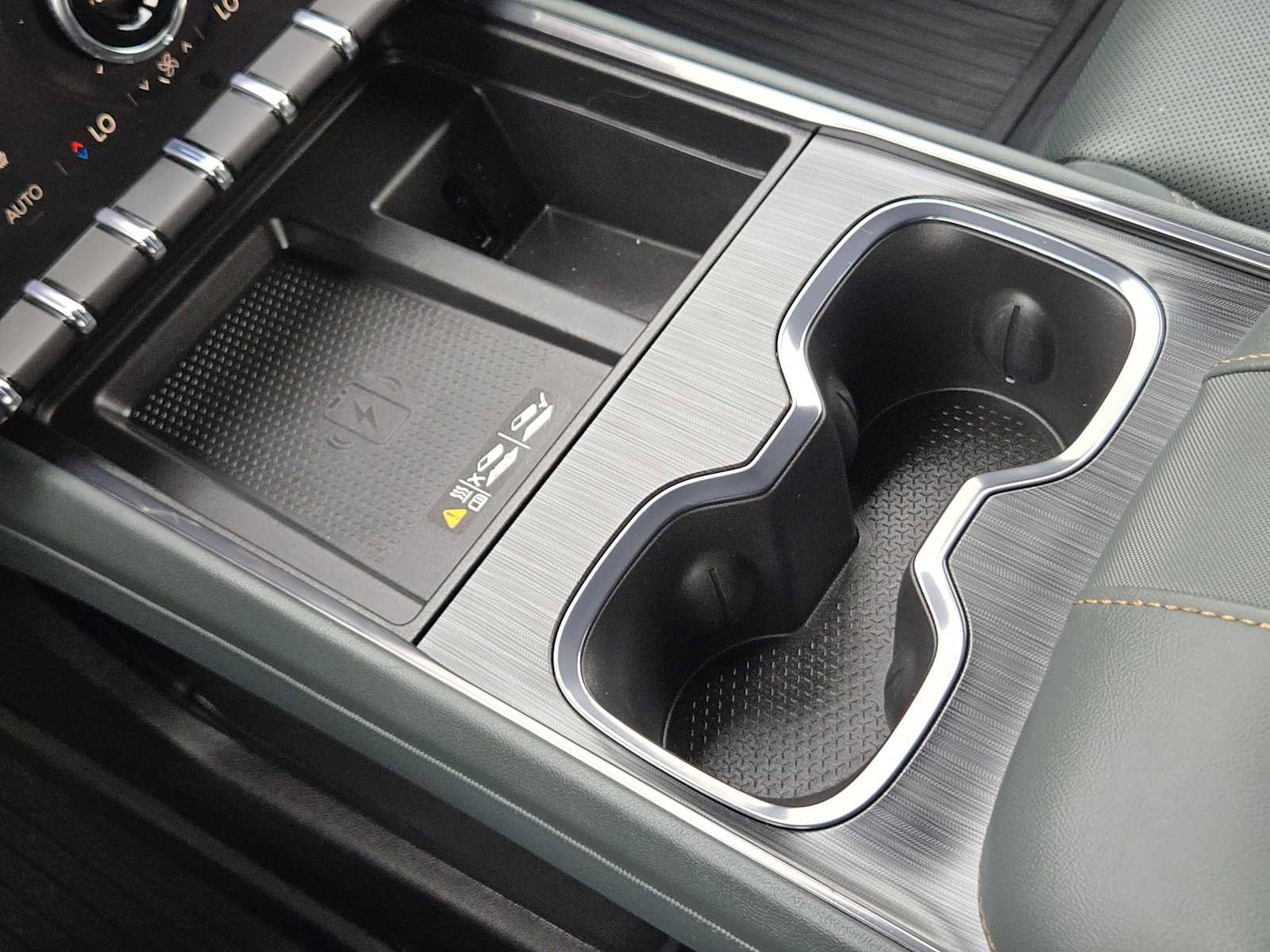 Certified 2025 GMC Acadia AT4 image 20