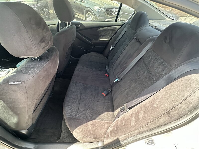 Used 2012 Nissan Altima 2.5 S w/ Convenience Pkg FWD image 19