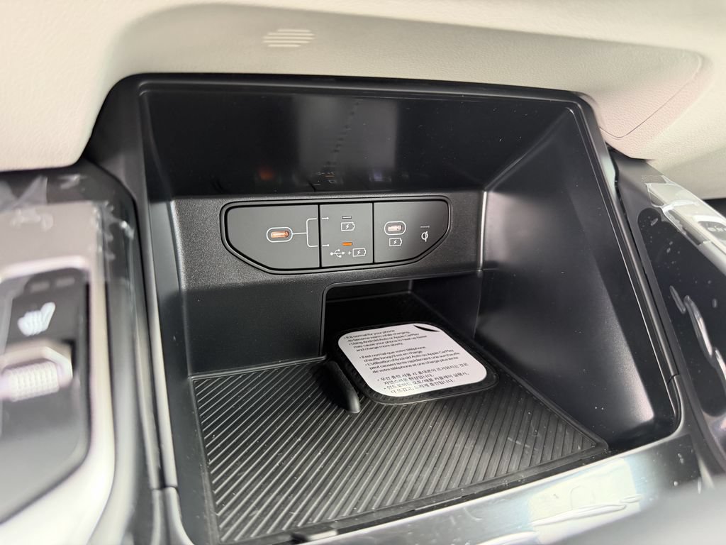 New 2026 Kia Sorento S FWD image 26