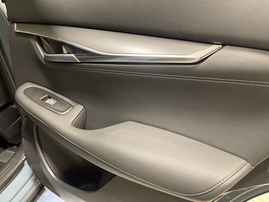 Certified 2025 INFINITI QX55 Luxe w/ Cargo Package image 24