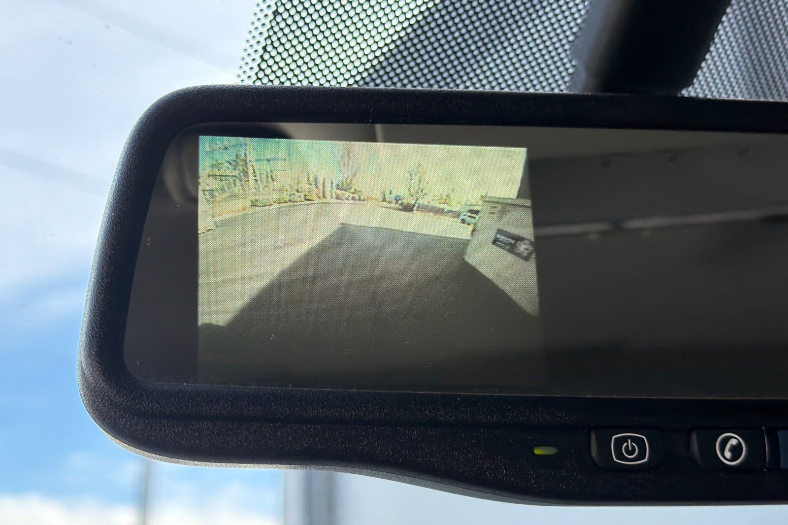 Used 2011 GMC Sierra 1500 SLT w/ SLT Convenience Package image 17