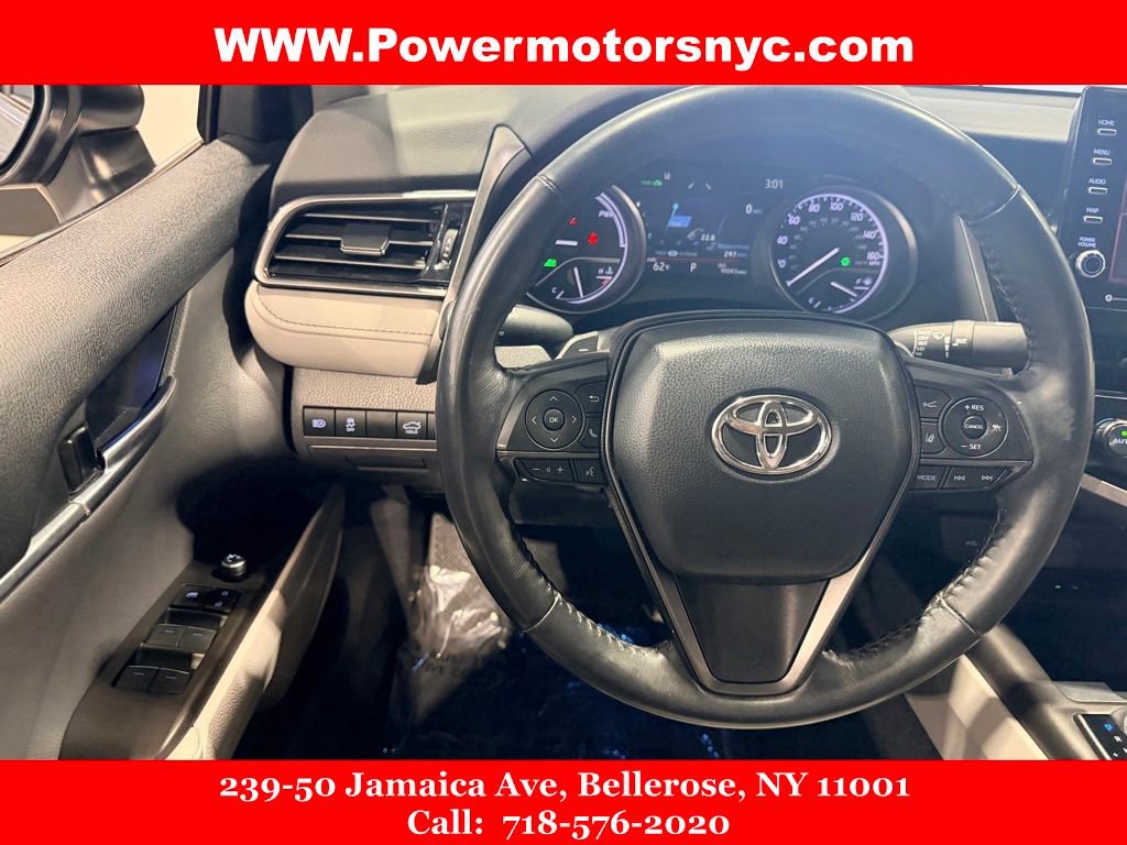 Used 2022 Toyota Camry XSE w/ Cold Weather Package FWD image 25