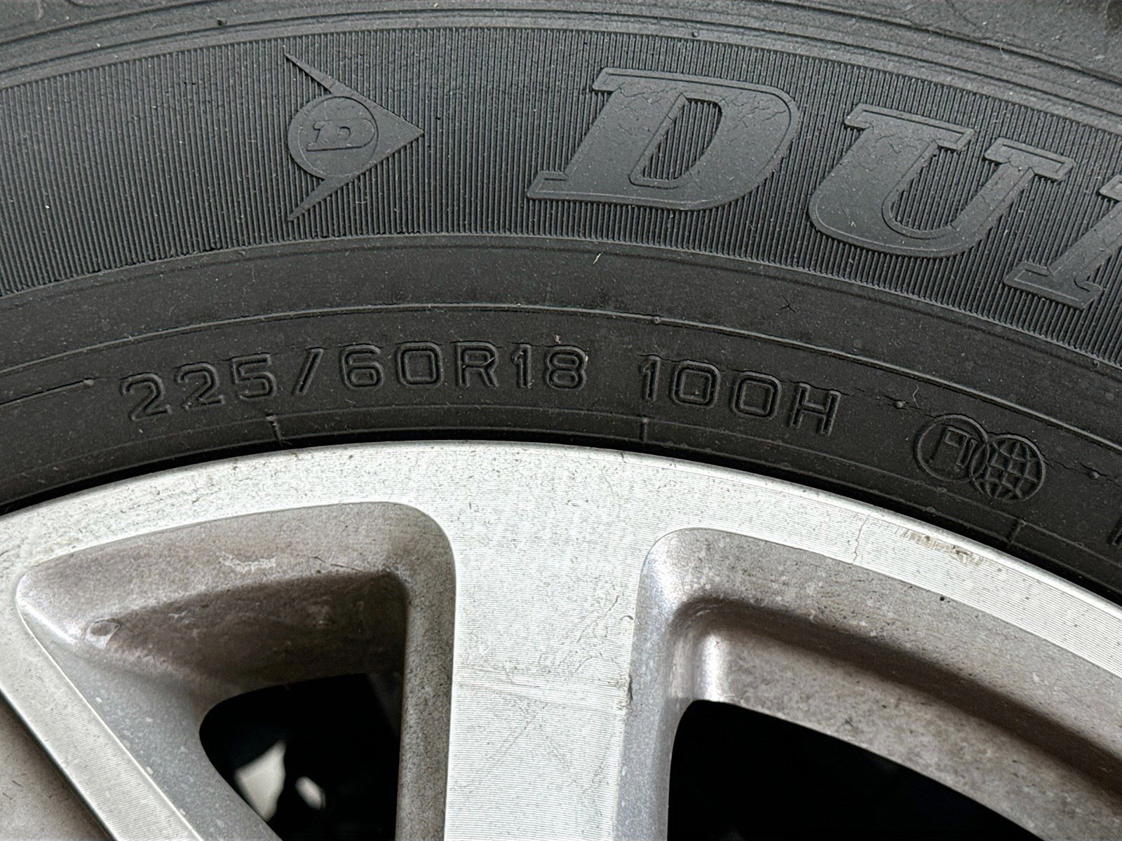 Used 2020 Chevrolet Equinox Premier image 24