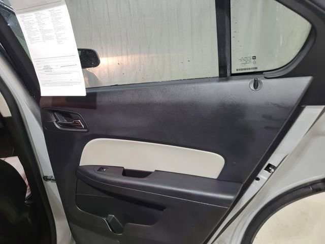 Used 2016 Chevrolet Equinox LTZ w/ Enhanced Convenience Package image 49