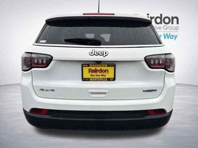 Used 2025 Jeep Compass Latitude AWD/4WD image 6