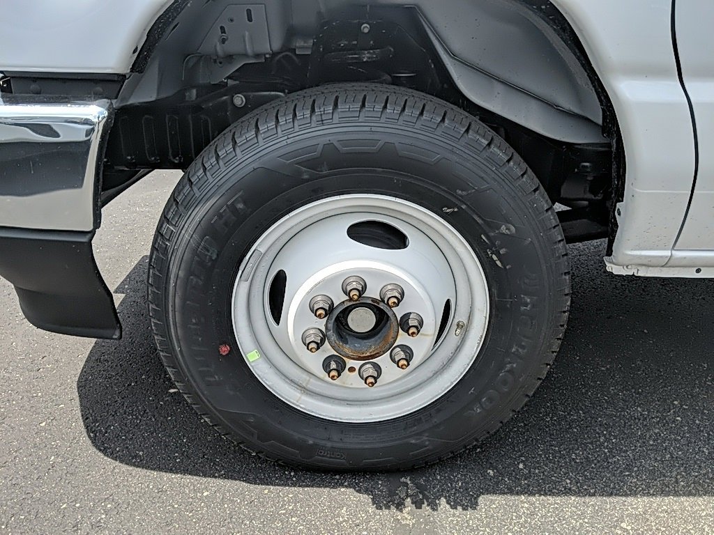 New 2025 Ford E-350 and Econoline 350 Super Duty w/ Driver's Safety Package image 9