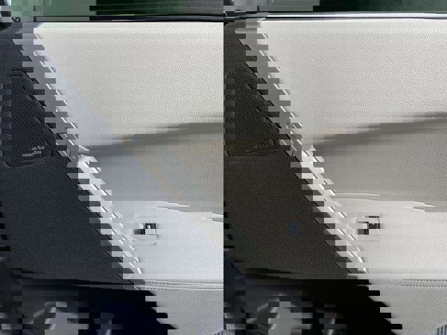 New 2022 BMW iX xDrive50 w/ Convenience Package image 31