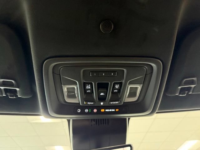 New 2026 GMC Sierra 3500 Denali Ultimate AWD/4WD image 15