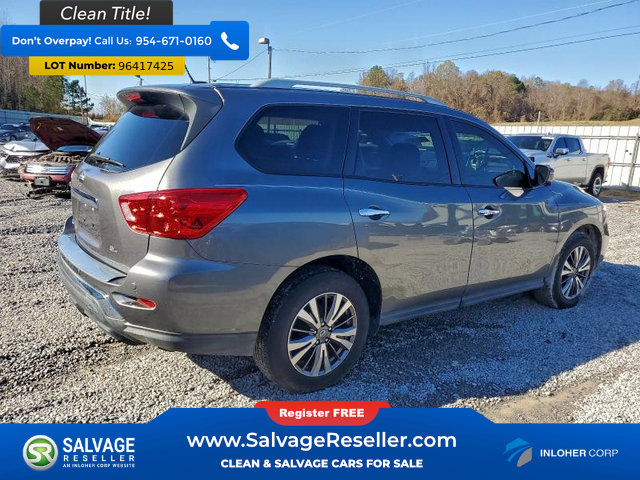 Used 2018 Nissan Pathfinder SL image 4