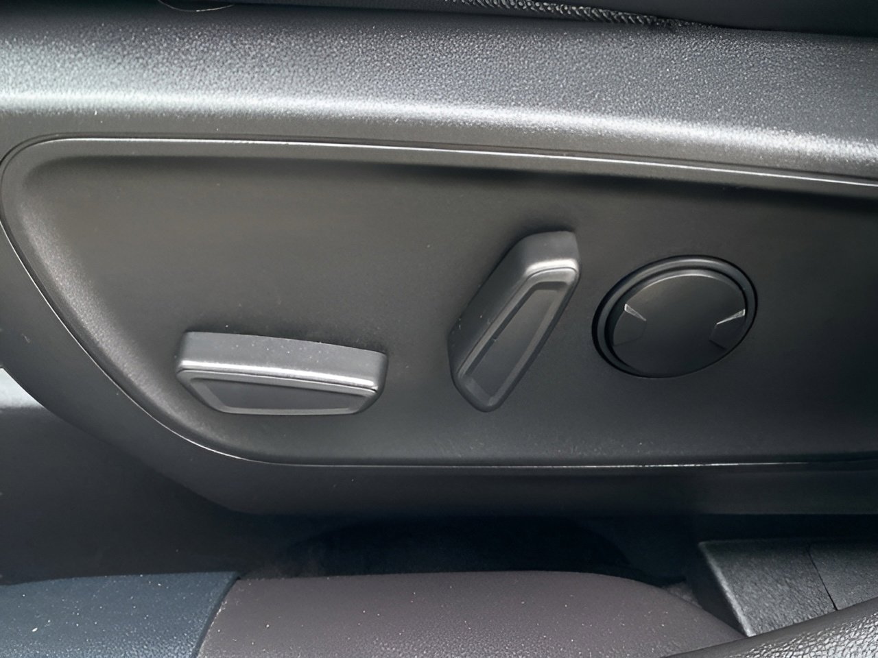 Used 2023 Ford Escape ST-Line w/ Tech Pack #1 image 37