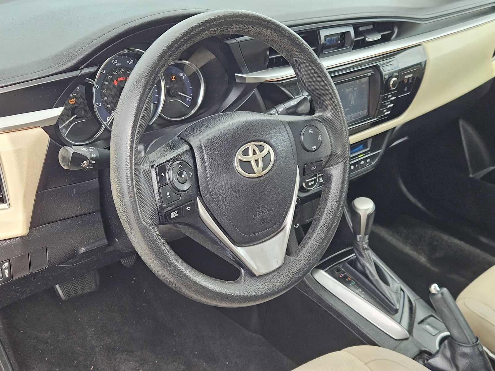 Used 2014 Toyota Corolla LE video 2