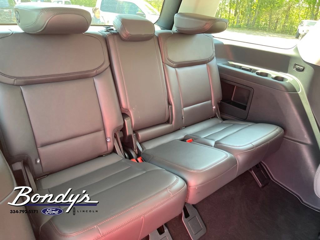 Used 2025 Ford Expedition Active image 17