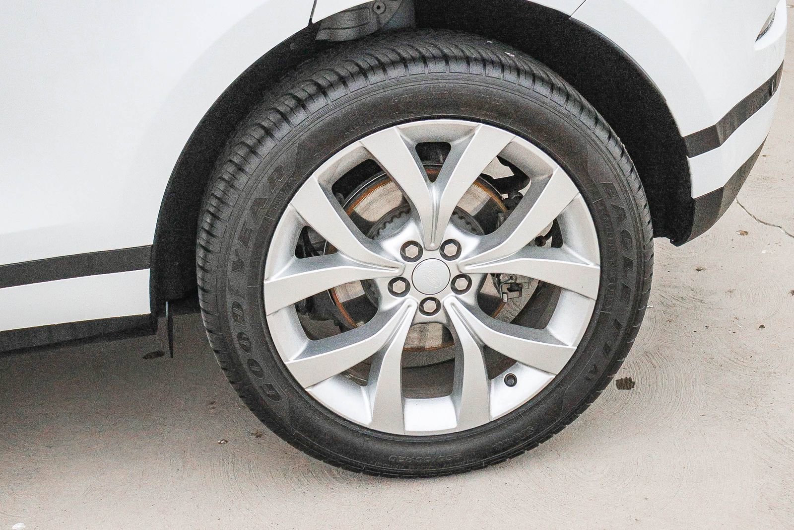 Certified 2023 Land Rover Range Rover Evoque SE image 10