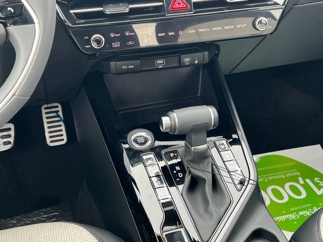 New 2025 Kia Niro SX Touring image 20