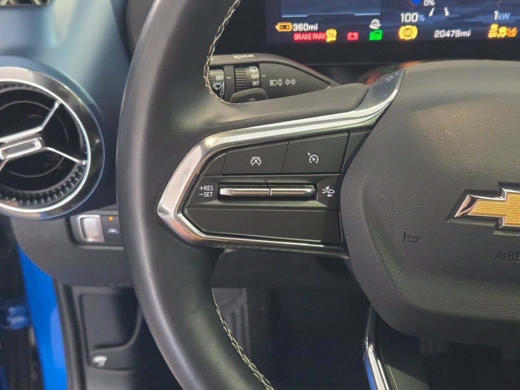 Certified 2024 Chevrolet Equinox EV LT FWD image 29