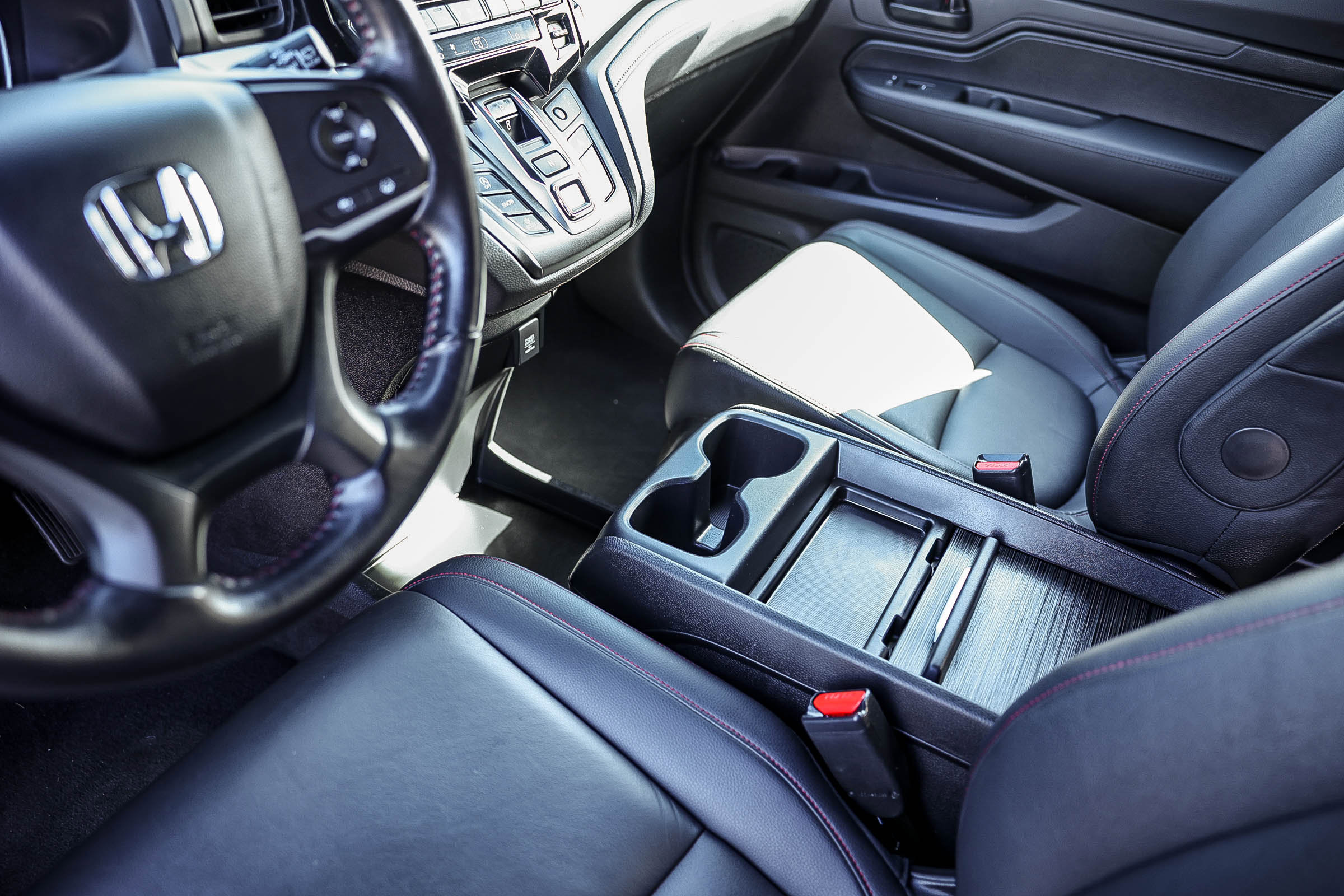 Certified 2024 Honda Odyssey Sport image 25