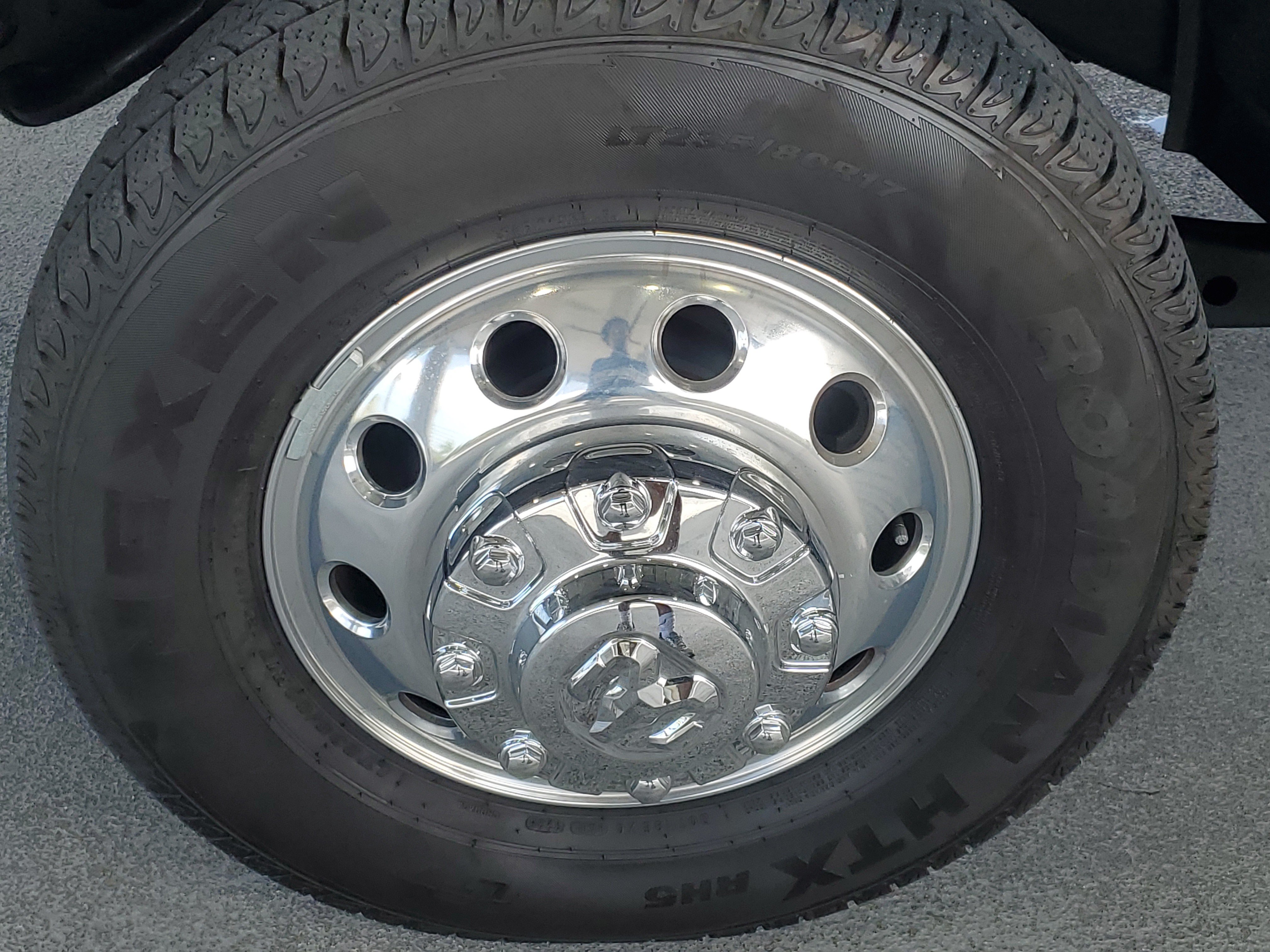 Used 2026 RAM 3500 Longhorn AWD/4WD image 7