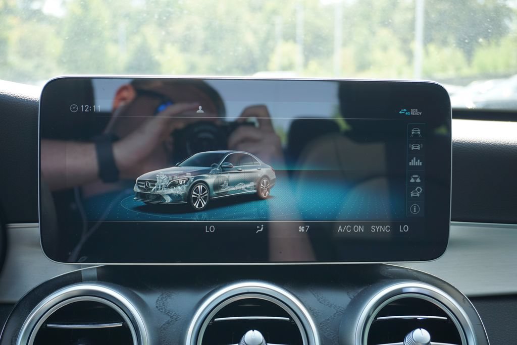Used 2019 Mercedes-Benz C 300 Sedan image 19