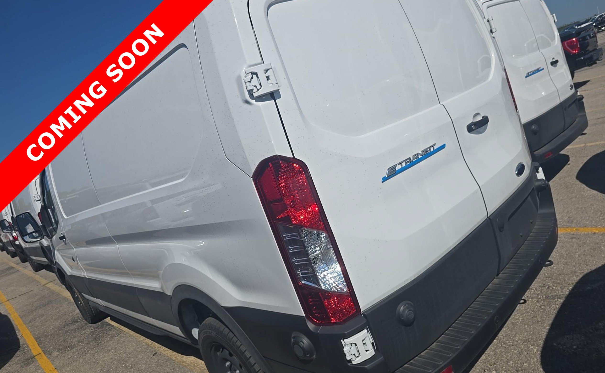 Used 2024 Ford E-Transit Low Roof RWD image 3