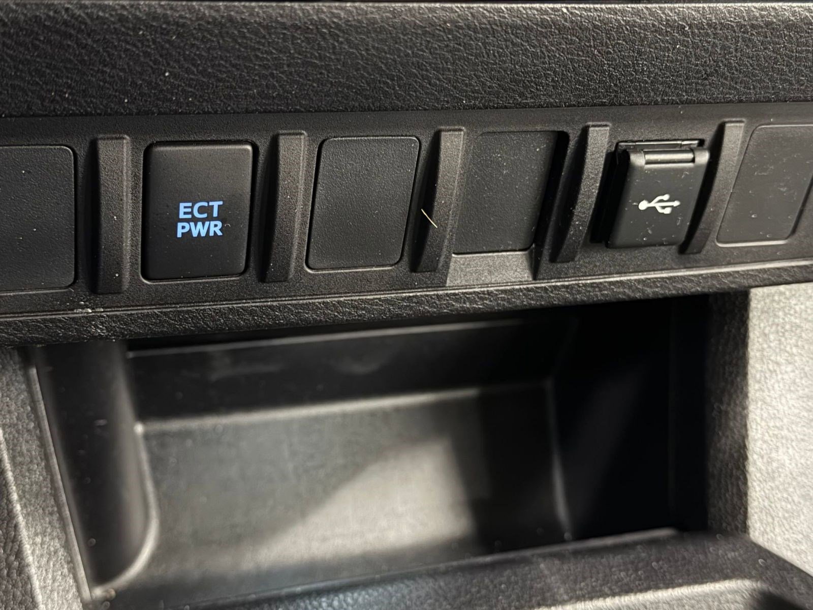 Used 2023 Toyota Tacoma SR AWD/4WD image 27