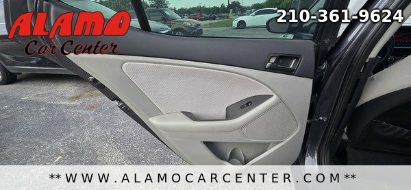 Used 2011 Kia Optima LX FWD image 27