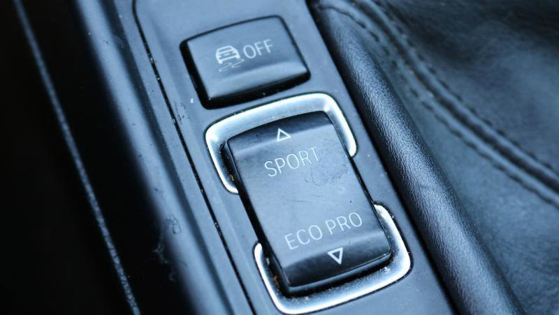Used 2015 BMW M235i Convertible image 17