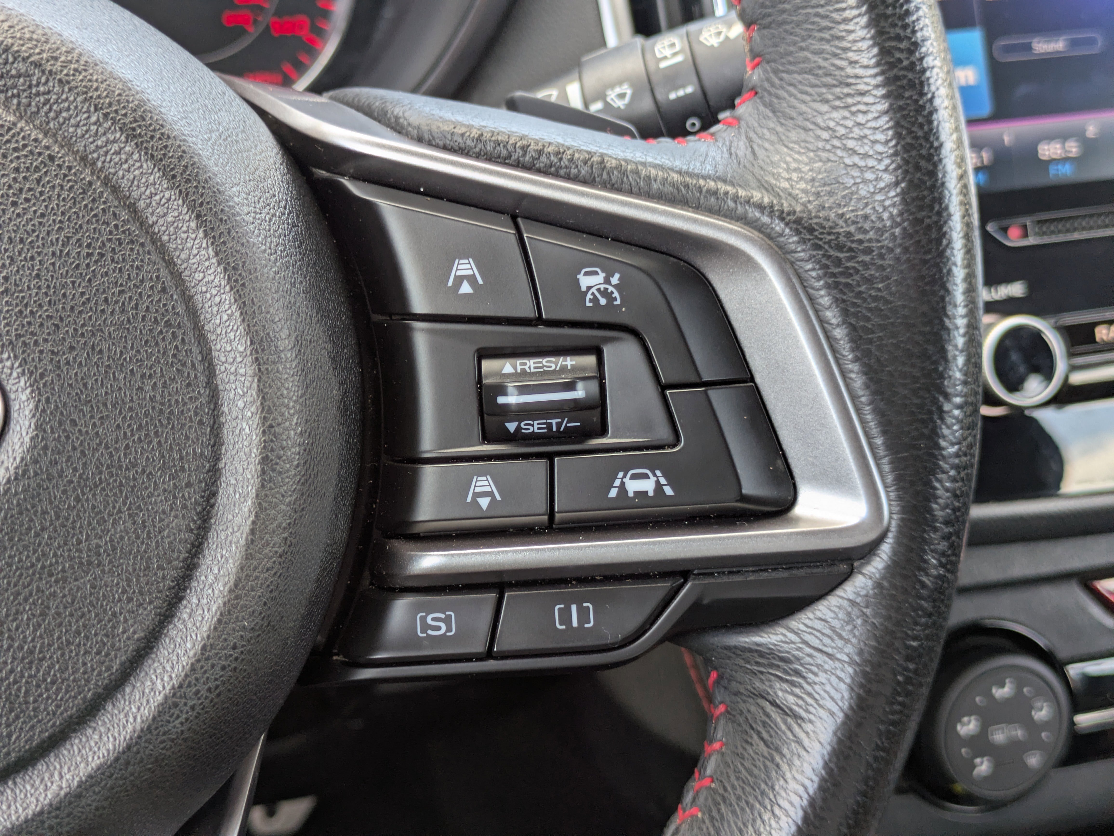 Used 2023 Subaru Impreza 2.0i Sport image 16