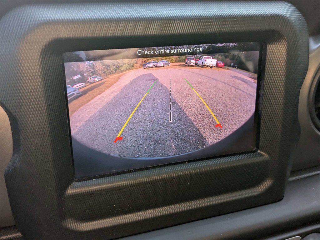 Used 2023 Jeep Wrangler Sport S image 19