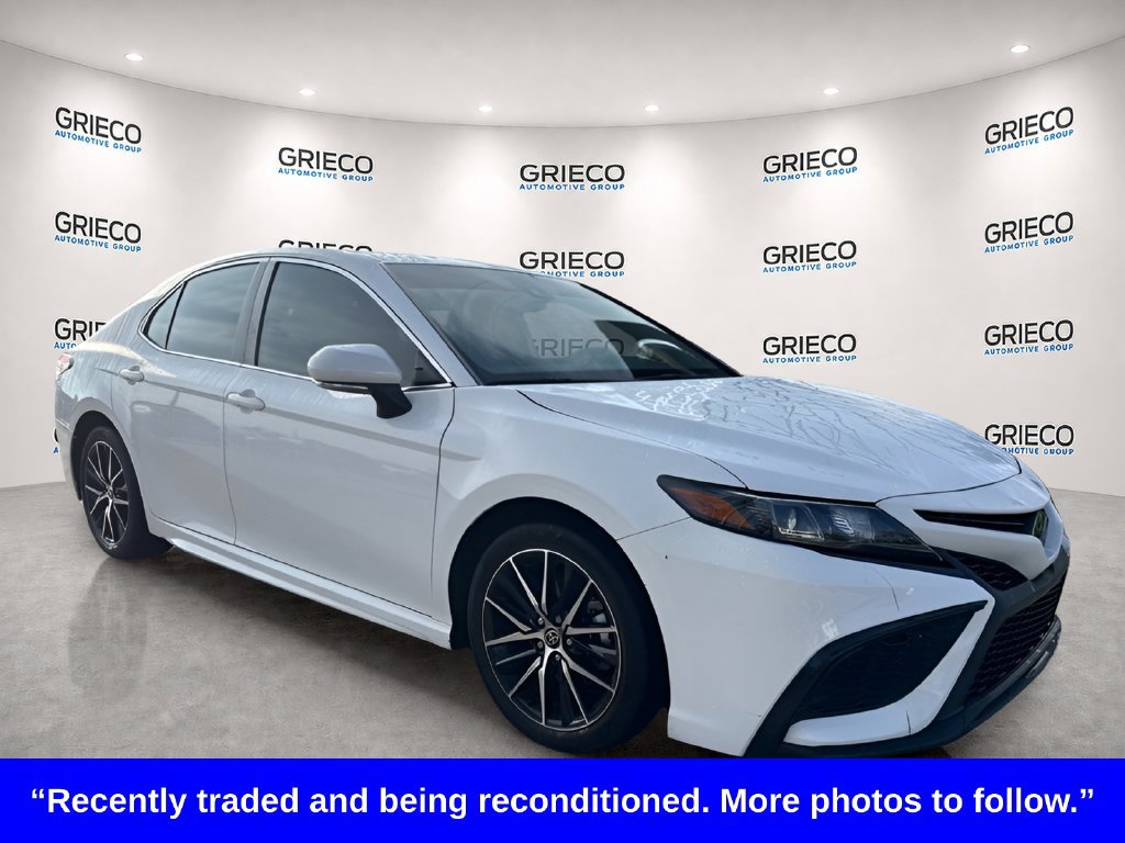 Used 2023 Toyota Camry SE