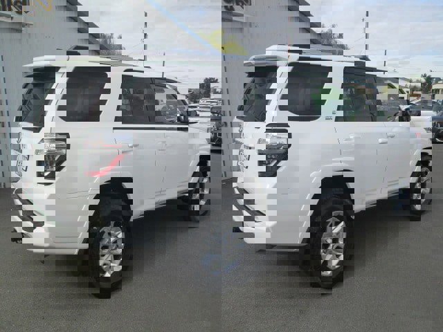 Used 2024 Toyota 4Runner SR5 image 6