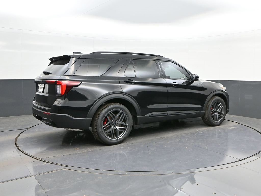 New 2026 Ford Explorer ST-Line w/ ST-Line Street Pack image 15