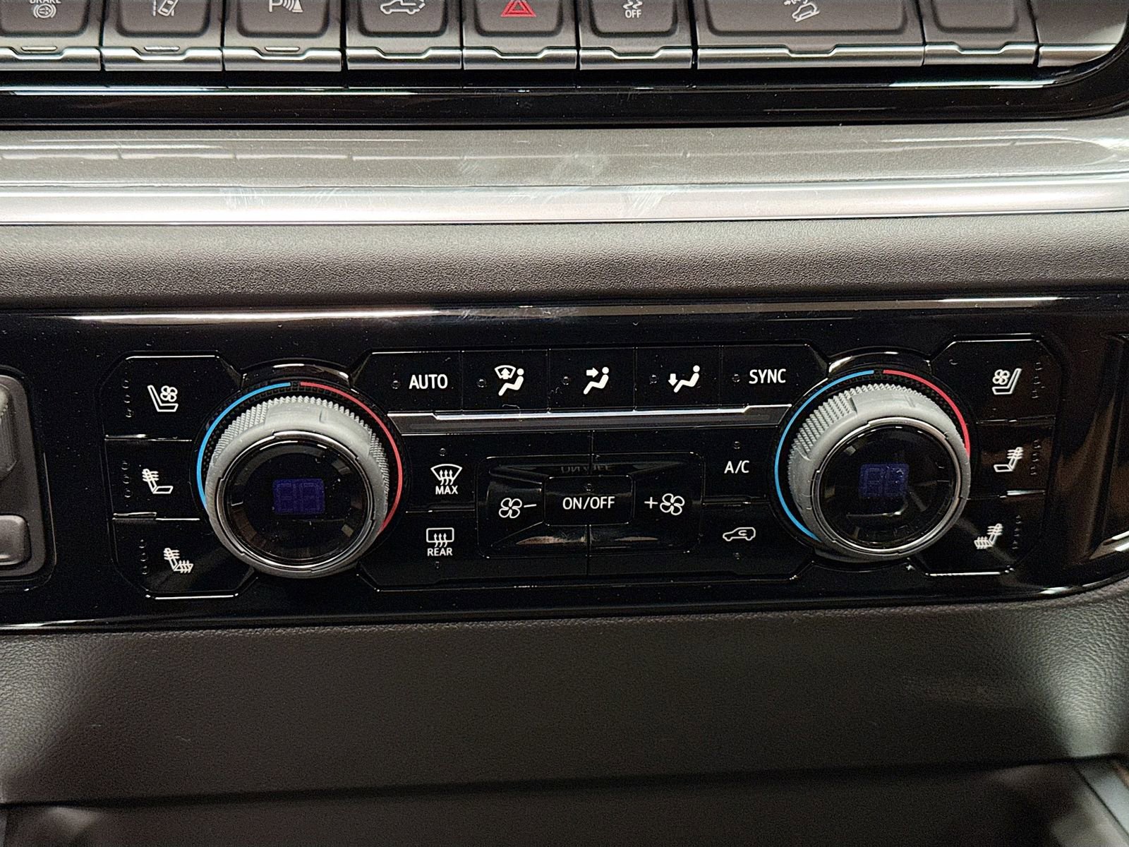 New 2026 Chevrolet Silverado 3500 High Country w/ Technology Package image 21