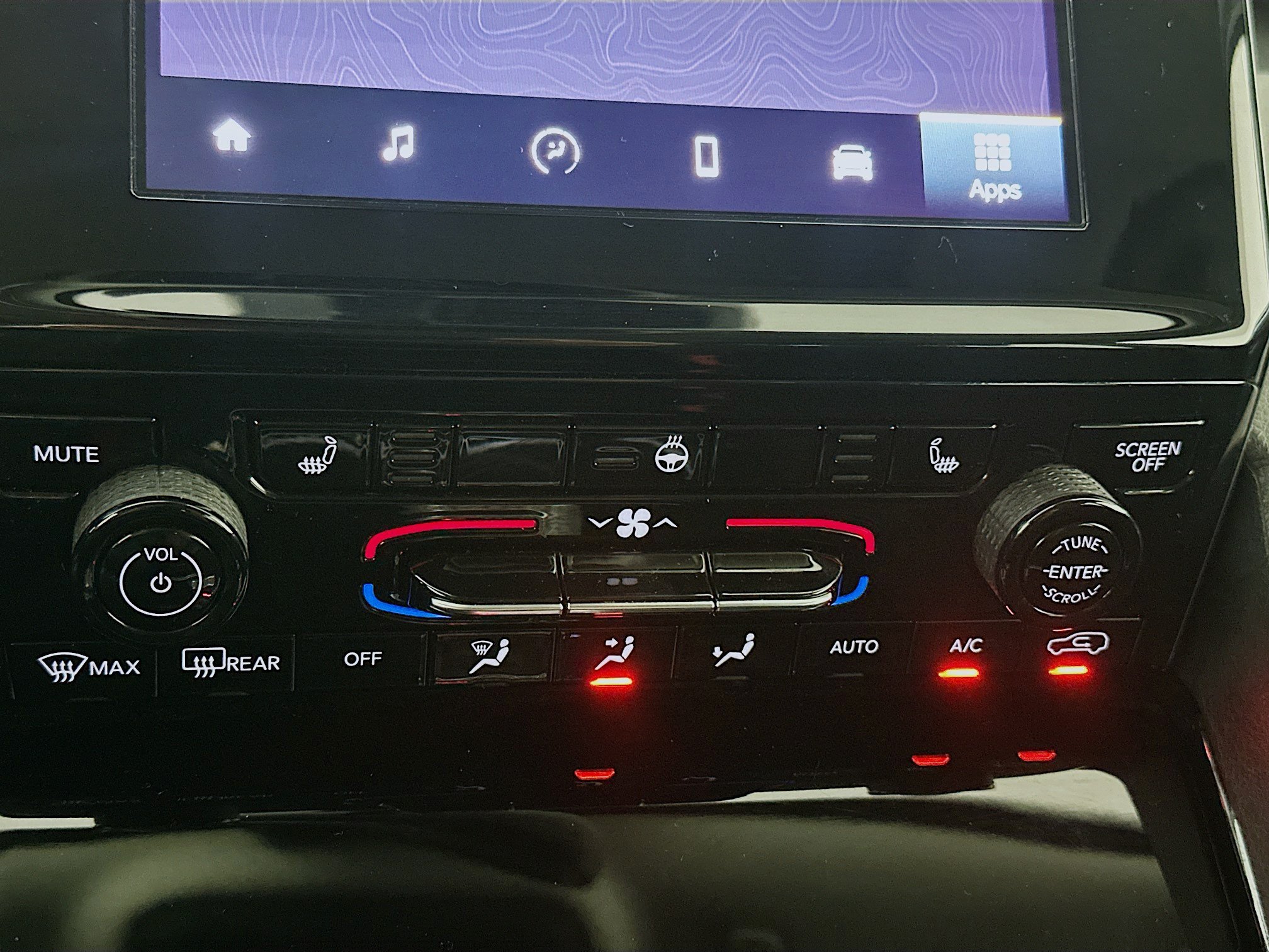 Used 2023 Jeep Grand Cherokee Laredo w/ Luxury Tech Group I AWD/4WD image 23