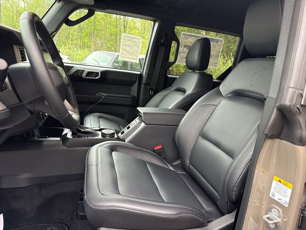New 2026 Ford Bronco Outer Banks AWD/4WD image 12