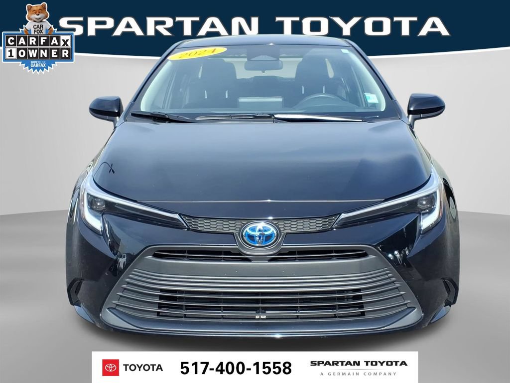 Used 2024 Toyota Corolla LE FWD image 3