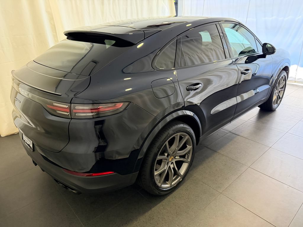 Certified 2023 Porsche Cayenne Coupe AWD/4WD image 9