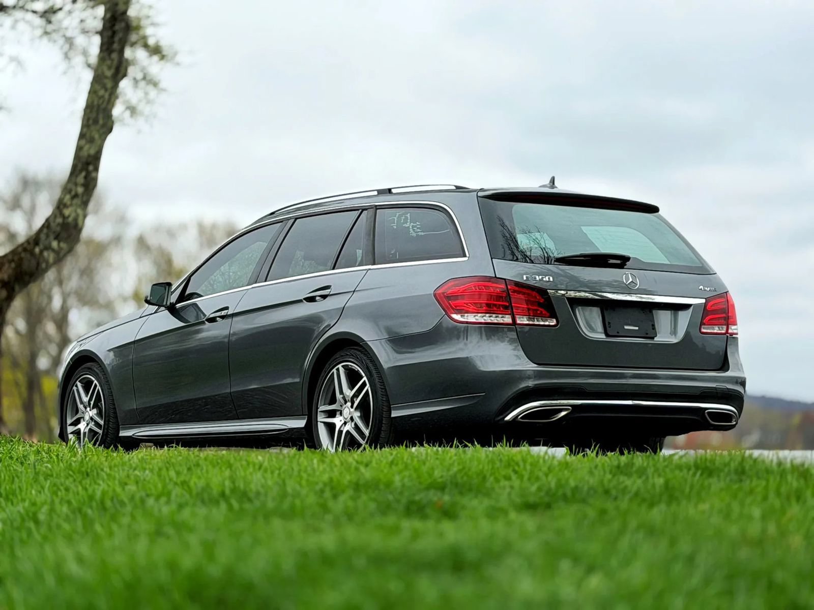 Used 2016 Mercedes-Benz E 350 4MATIC Wagon image 34
