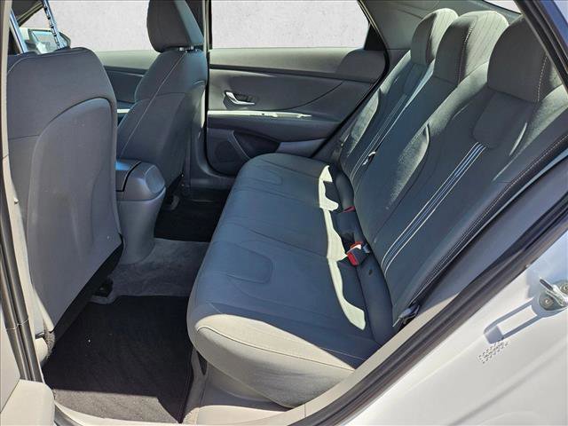 Used 2023 Hyundai Elantra Blue FWD image 23